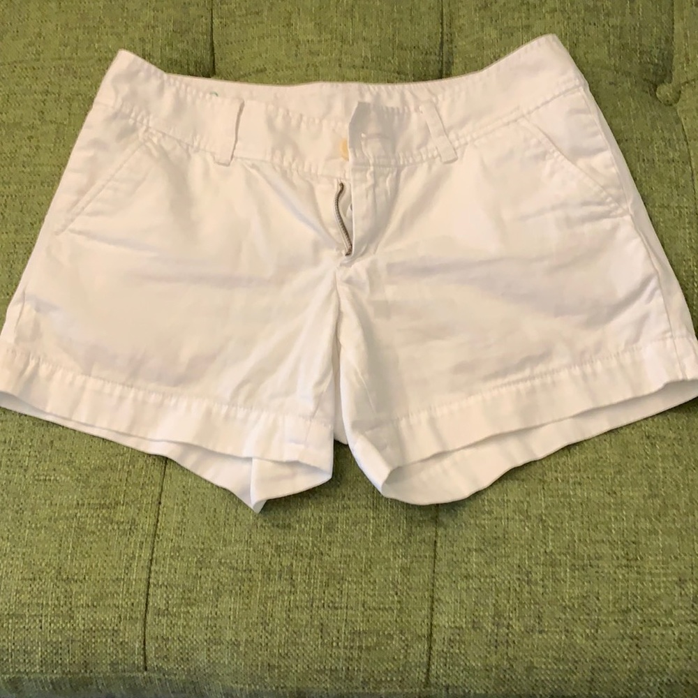 Lilly Pulitzer Callahan white shorts Size 4
